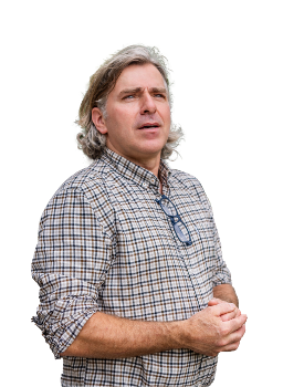 Portret van Steven. Hij is adviseur natuur, landschap en cultuurhistorie bij het Rijksvastgoedbedrijf